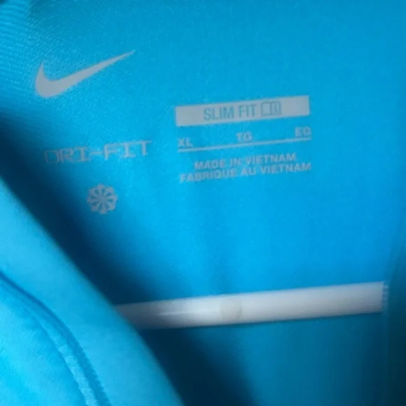 Nike Aqua Long Sleeve Top with Pink Swoosh - Picture 5 of 5